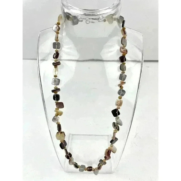 Natural Shell Square Beaded Necklace 18" Assorted Seashell - Picture 7 of 15